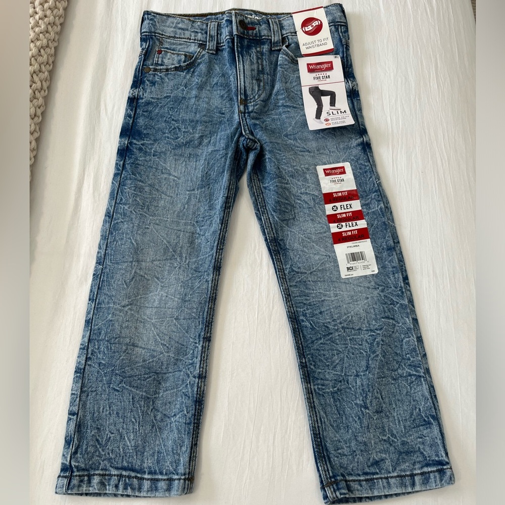 NWT. Wrangler Blue Denim Jeans